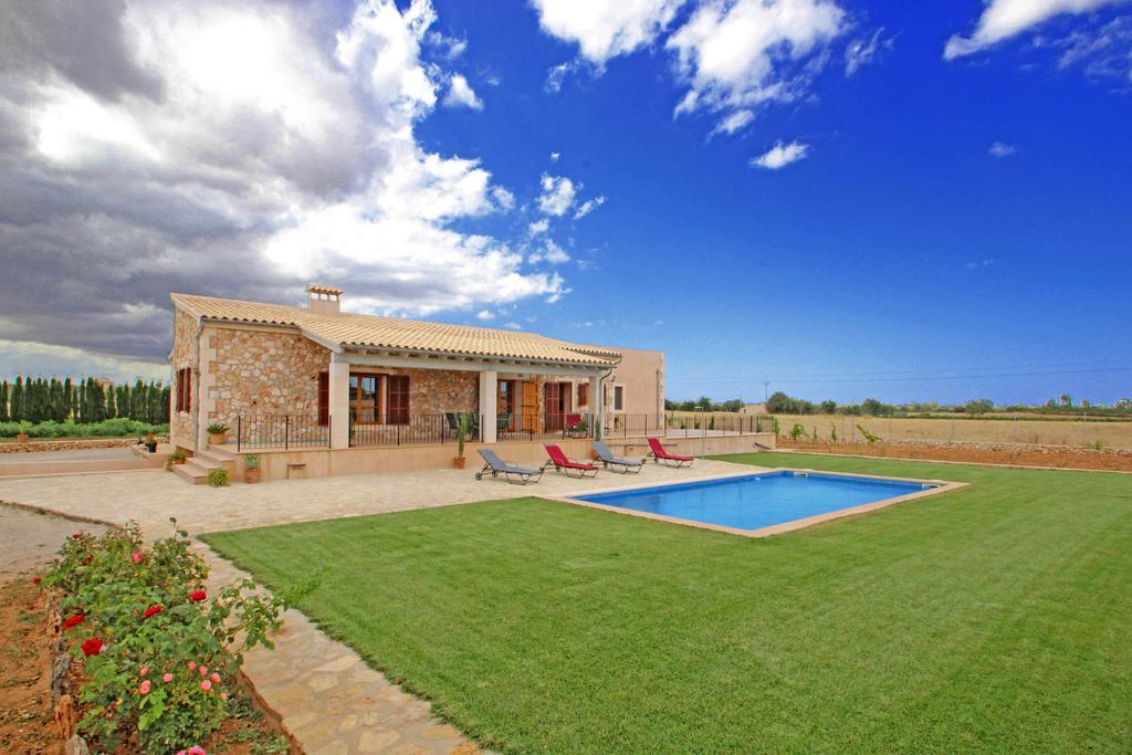 Villa Can Roca